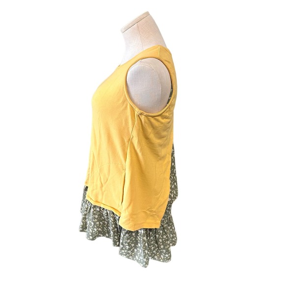 Sleeveless Mustard Yellow‎ Floral Tiered Tank Top Casual Everyday Stylish - Picture 2 of 7